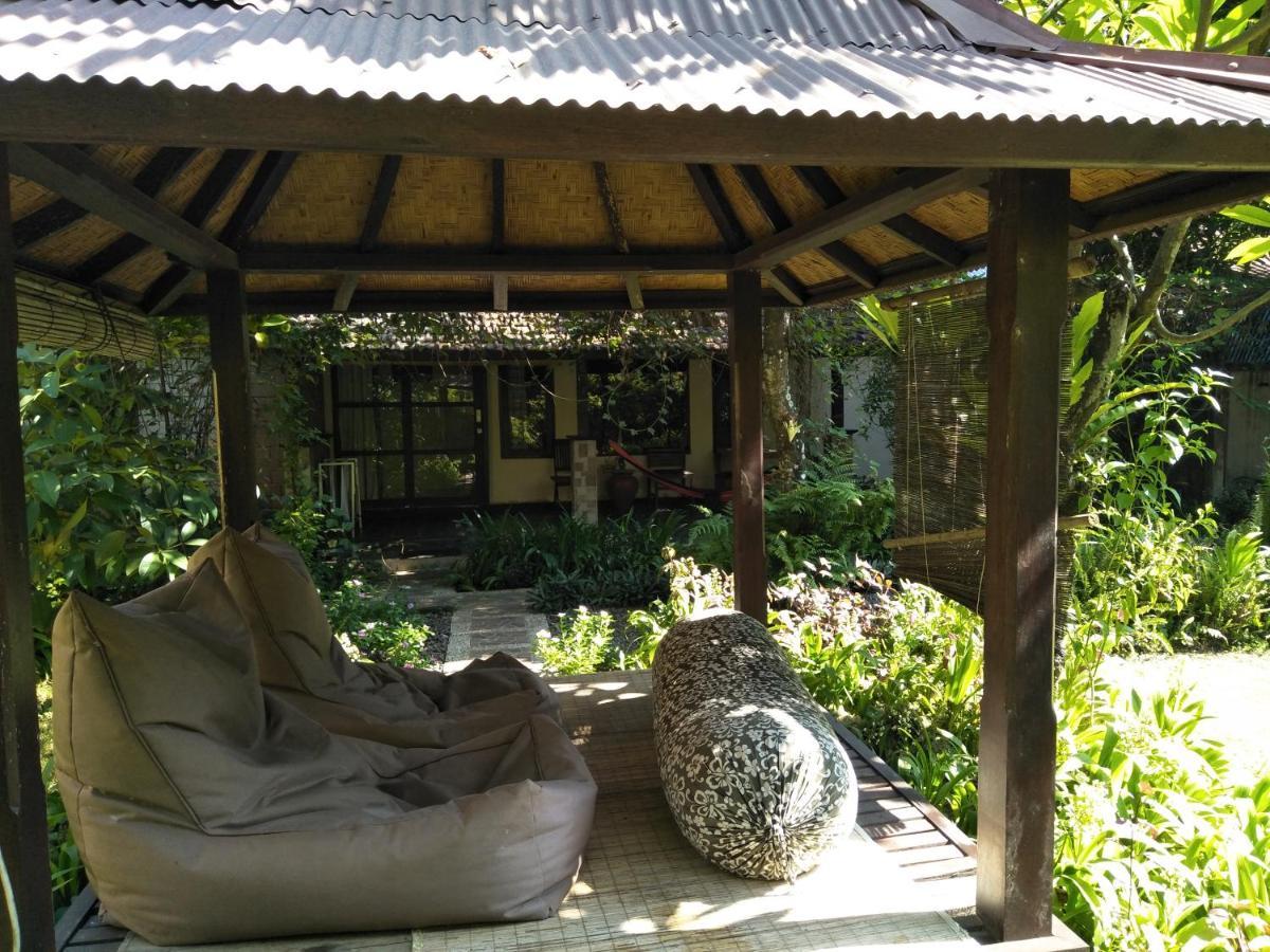 La Kubu Bali Homestay Tejakula Exterior foto